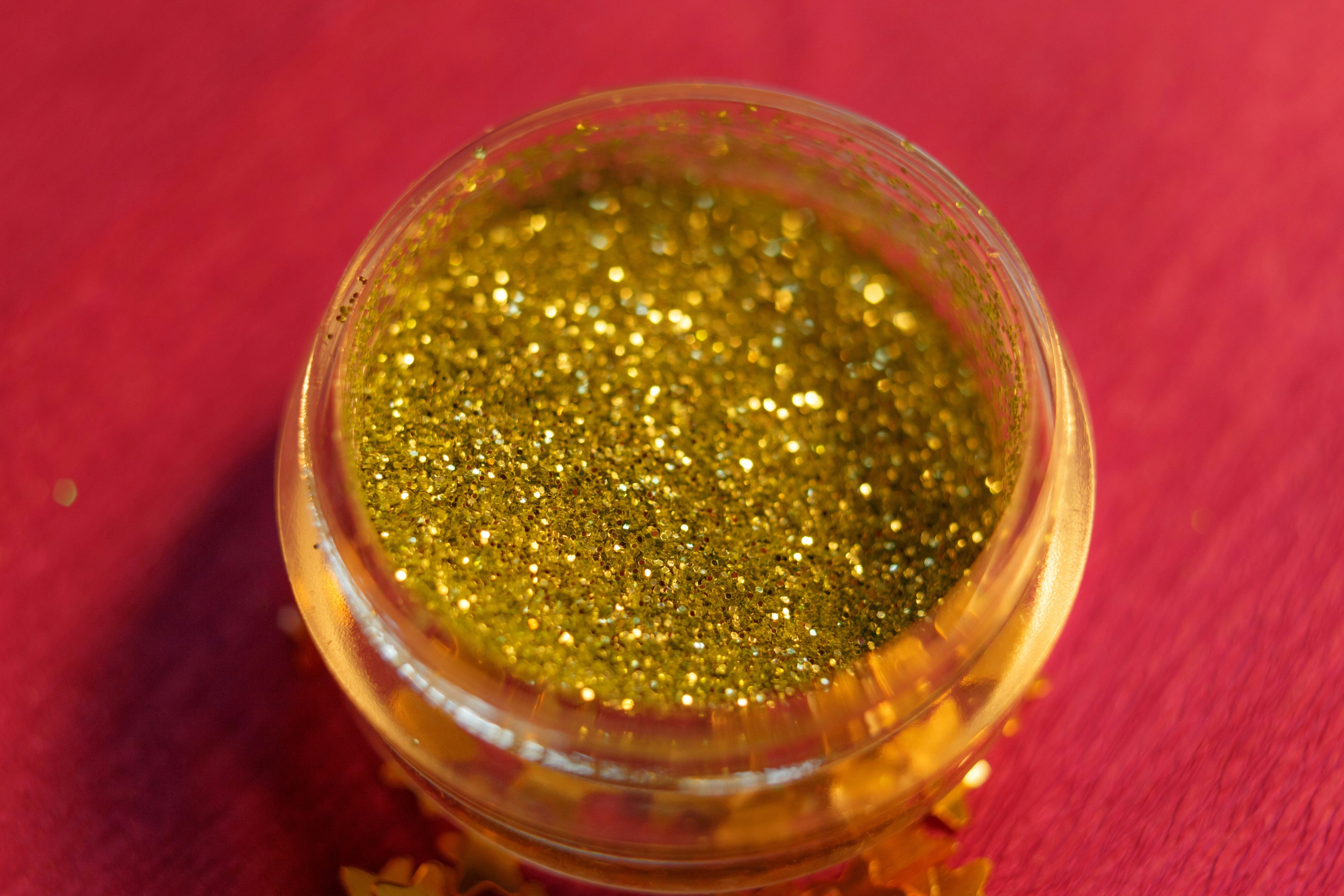 The Ultimate Guide to Organic & Mineral Gold Highlighter for a Radiant Look